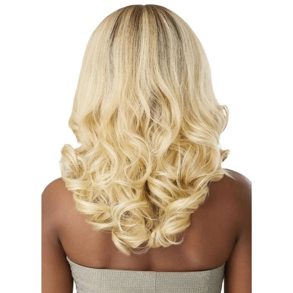 Outre Melted Hairline Swirlista HD Lace Front Wig - Swirl 108